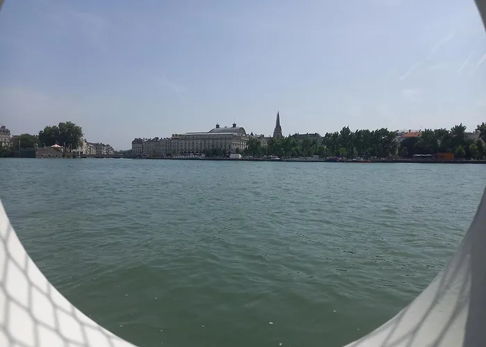 Peniche Uhartea Baionako Ganbara
